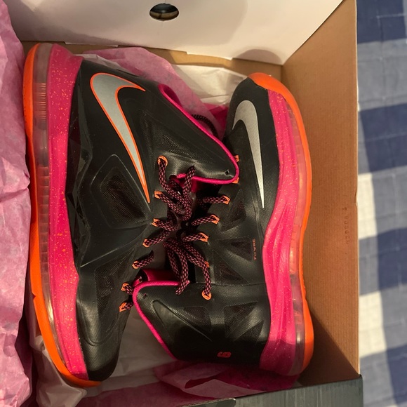 Size 9- Nike LeBron 10 Floridians 2012